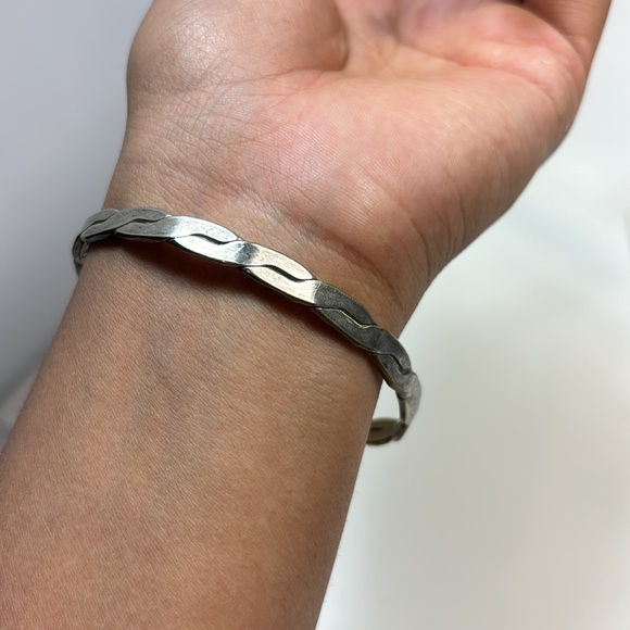 UNISEX VINTAGE 80'S TAXCO MEXICO SOLID 925 STERLING SILVER BANGLE BRACELET - Picture 6 of 7